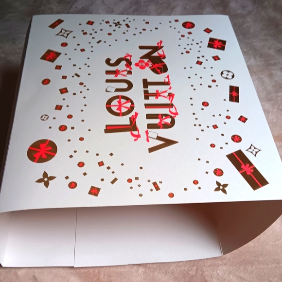 Louis Vuitton Box Sleeve - Picture 3 of 5